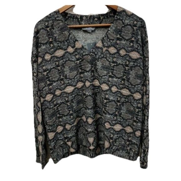 Belle By Belldini Size 3X Thin Sweater Brushed Hacci Leopard Print Sweater. New - Picture 3 of 9